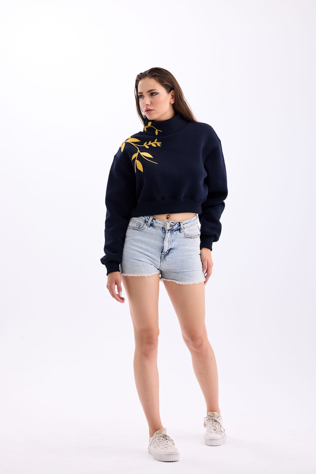 Kadın Nakışlı Sweat Bisiklet Yaka